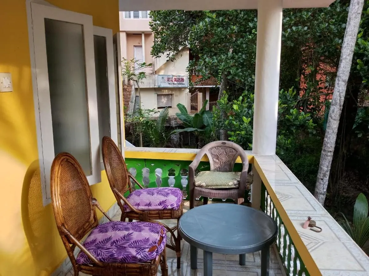 招待所 Usha'S Resort 可瓦兰